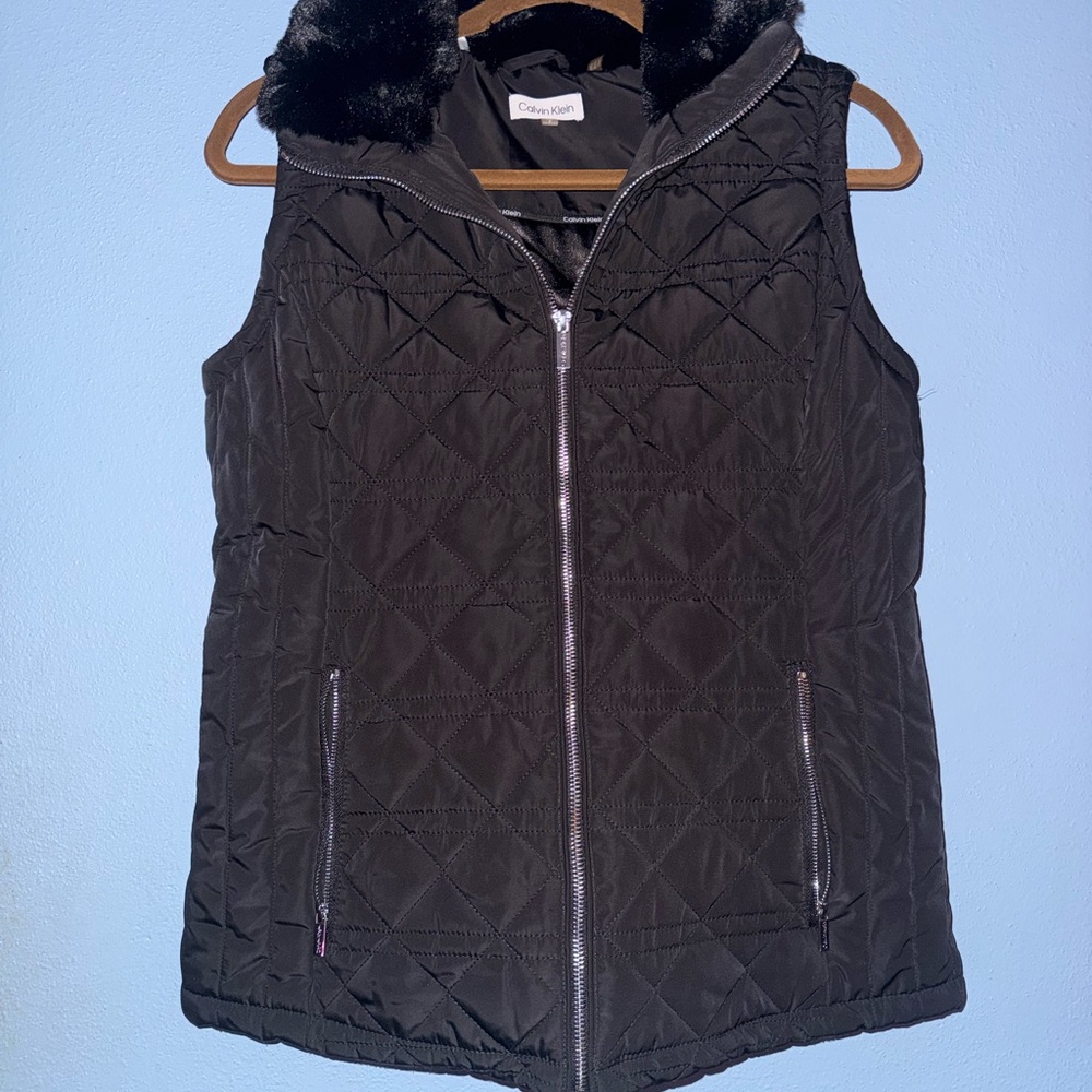 Calvin Klein Black Diamond Quilted Vest with Faux Fur Collar